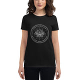 Don't Miss Those Vibrations - Women's Short Sleeve T-shirt - Black or Grey